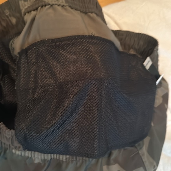 Under Armour 🔥sale🔥NWT military green pants - Picture 9 of 10